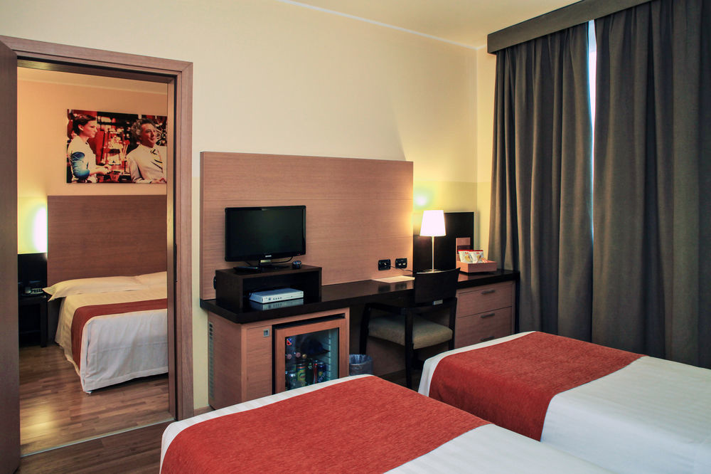 B&B Hotel Milano Cologno Studios Cologno Monzese Eksteriør bilde