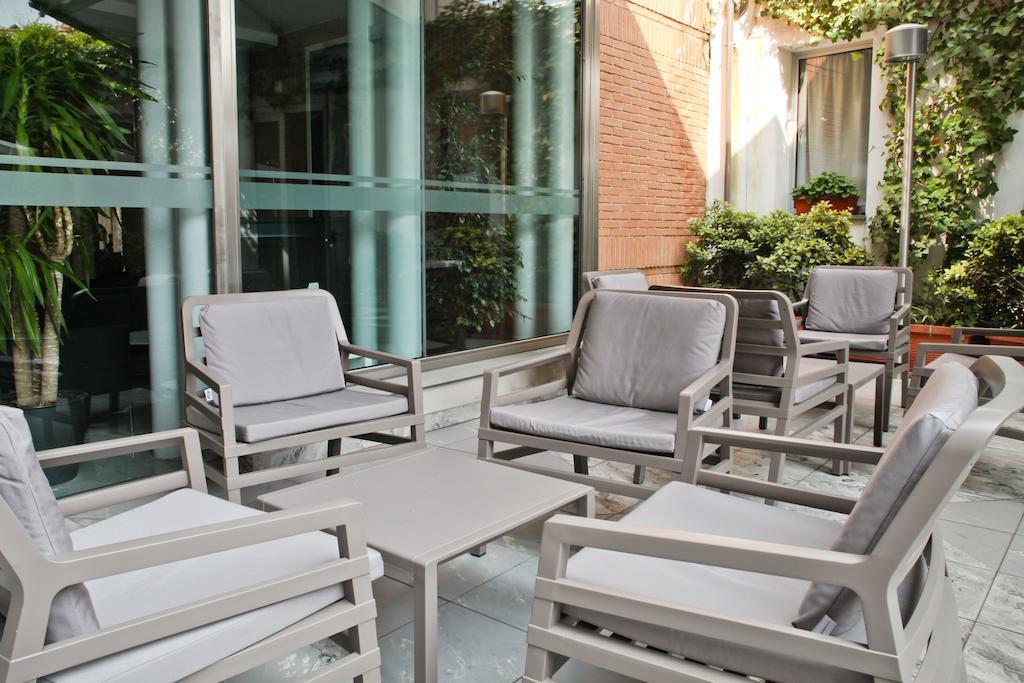 B&B Hotel Milano Cologno Studios Cologno Monzese Eksteriør bilde