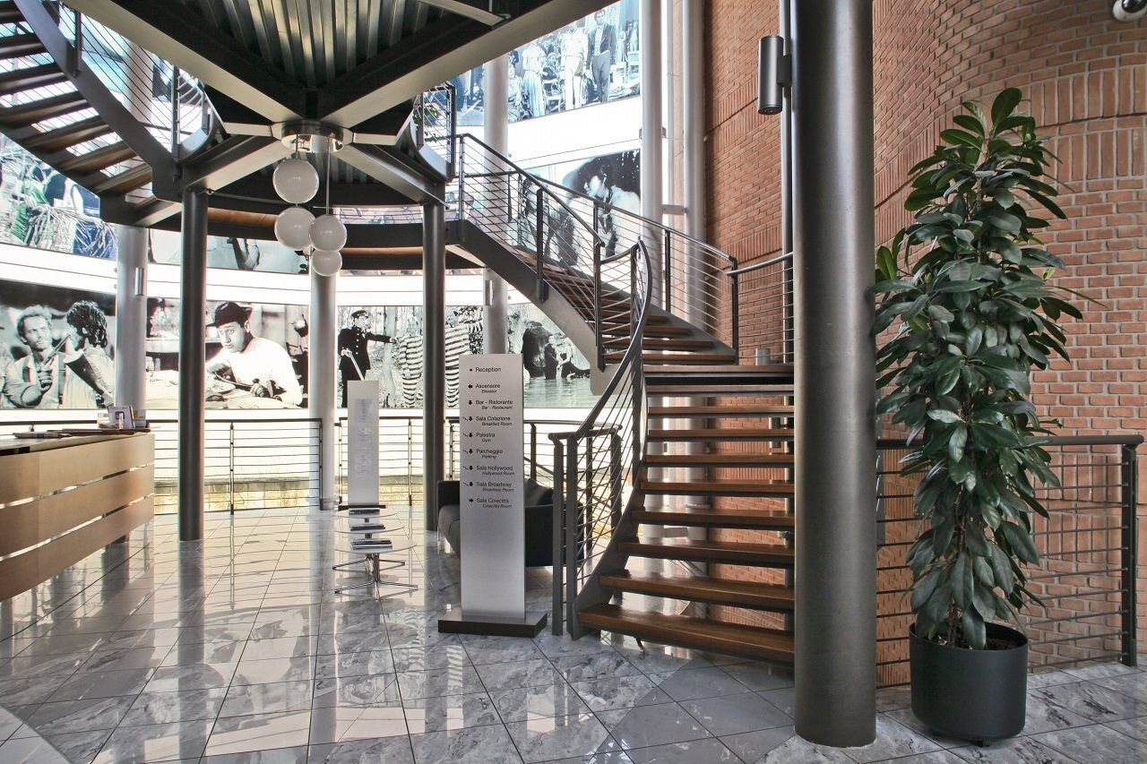 B&B Hotel Milano Cologno Studios Cologno Monzese Eksteriør bilde