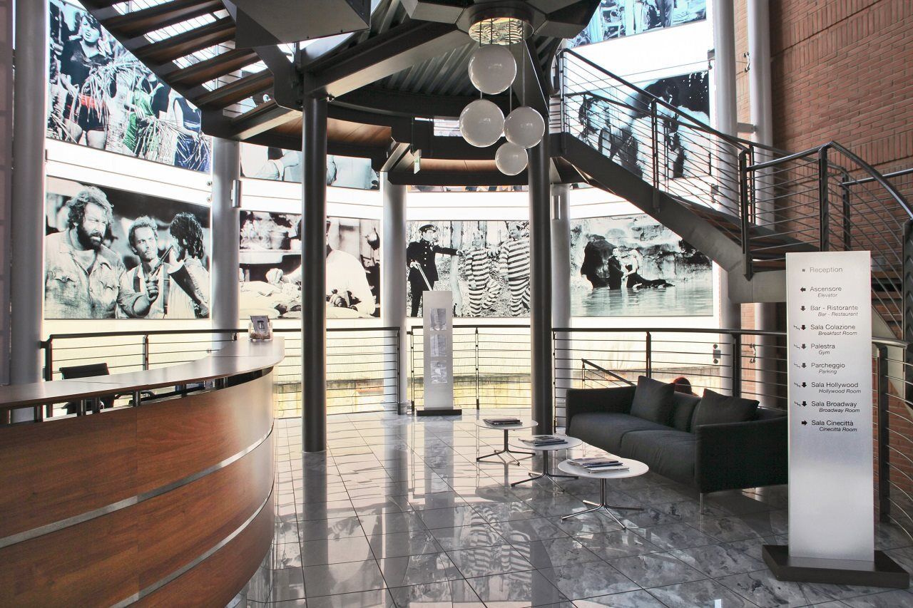 B&B Hotel Milano Cologno Studios Cologno Monzese Eksteriør bilde
